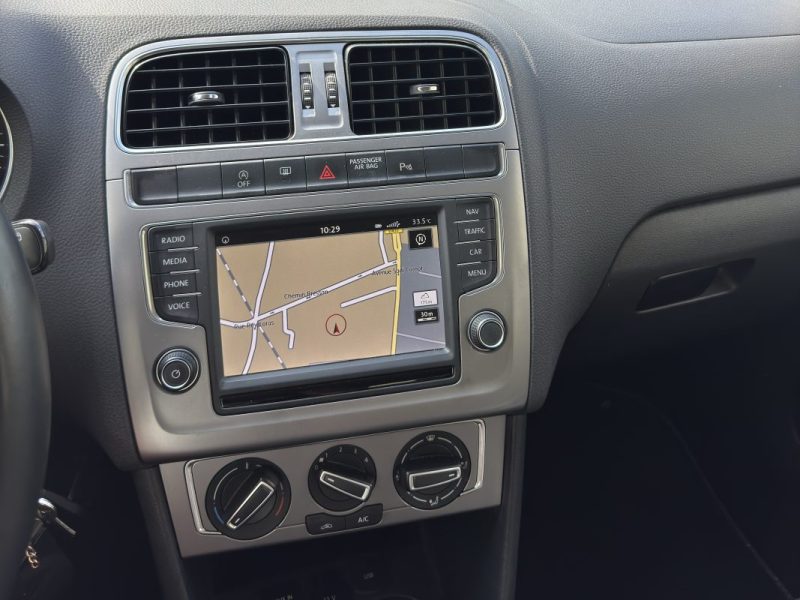 VOLKSWAGEN POLO 1.2 TSI 90 LOUNGE BLUEMOTION TECH  2015