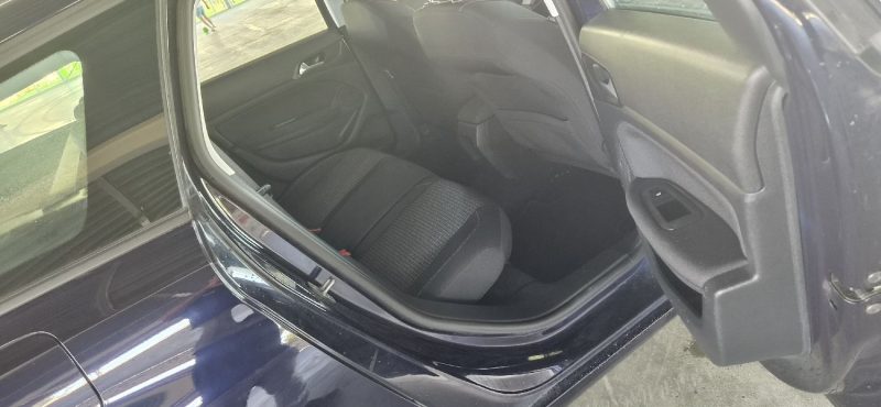 PEUGEOT 308 SW 1.6 HDI 115 CV AN 18 PROPRE BIEN EQUIPE 159 KM