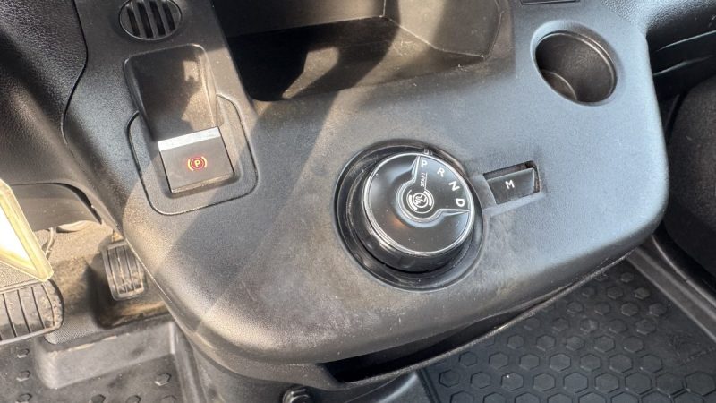 10825 HT CITROEN BERLINGO XL 950 1.5 BLUE HDI 130 CLUB EAT8