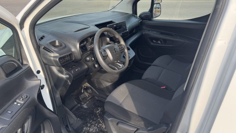 10825 HT CITROEN BERLINGO XL 950 1.5 BLUE HDI 130 CLUB EAT8