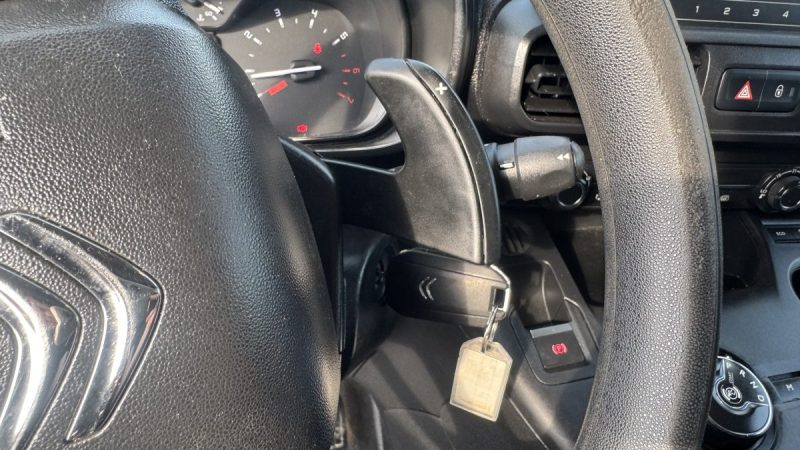 10825 HT CITROEN BERLINGO XL 950 1.5 BLUE HDI 130 CLUB EAT8