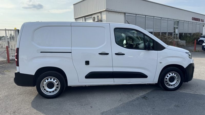 10825 HT CITROEN BERLINGO XL 950 1.5 BLUE HDI 130 CLUB EAT8