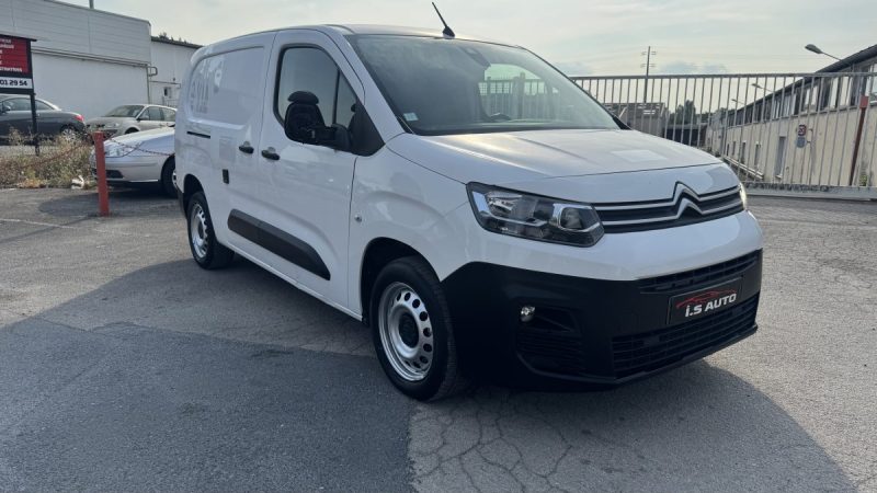 10825 HT CITROEN BERLINGO XL 950 1.5 BLUE HDI 130 CLUB EAT8