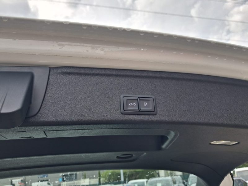 AUDI A4 ALLROAD 2.0 TDI 204 CV QUATTRO MATRIX LED SUIVIE COMPLET AUDI