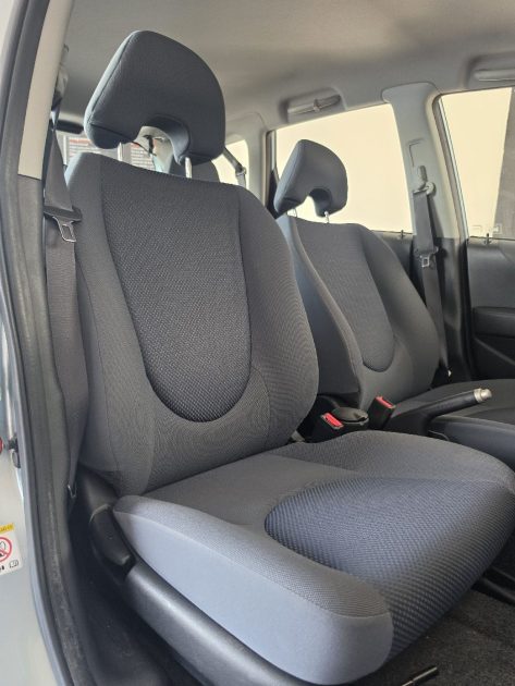 HONDA  JAZZ 1.2 i-DSI 78ch - 2007 - Essence- Révision complète - CT OK - Garantie 12 mois ou 15000km