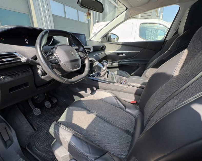 Peugeot 5008 II 1.6 BlueHDi 120 ch 2017 — CT VIERGE - Courroie remplacée - GARANTIE 6 MOIS