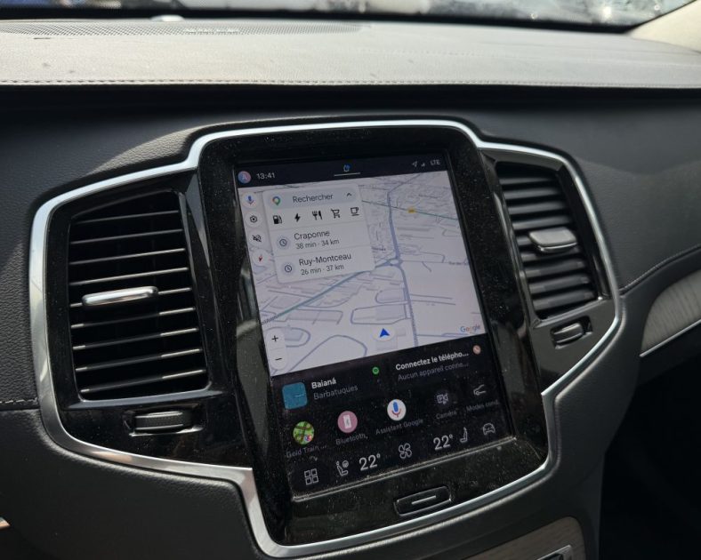 VOLVO XC90 T8 AWD Rechargeable - Ultimate Style Dark - Full Option - 7 Places - Harman Kardon