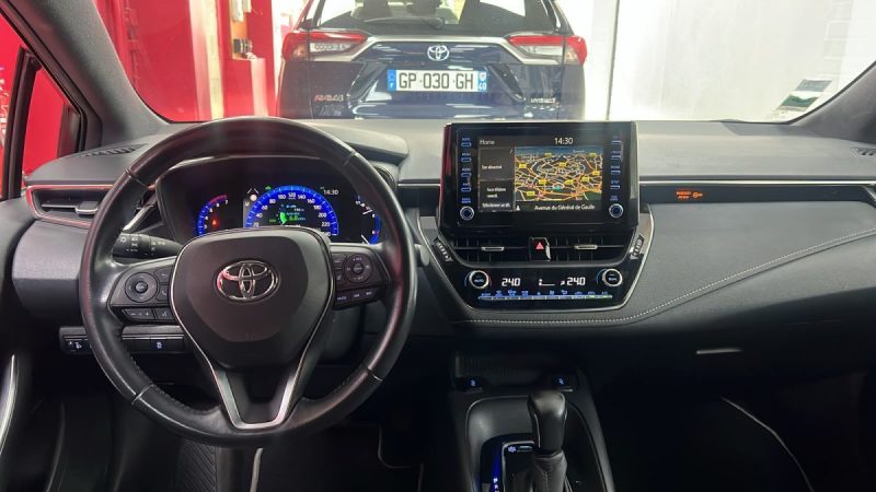TOYOTA COROLLA BERLINE HYBRIDE 1.8 DYNAMIC BUSINESS 122cv/1 ERE MAIN/TVA RECUPERABLE