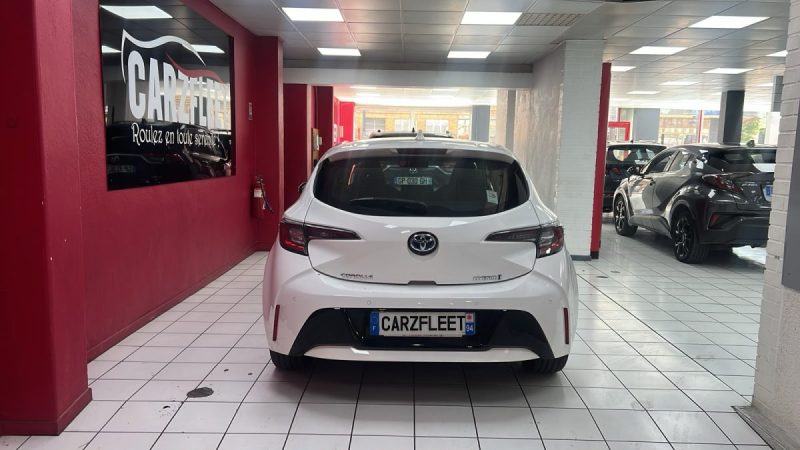 TOYOTA COROLLA BERLINE HYBRIDE 1.8 DYNAMIC BUSINESS 122cv/1 ERE MAIN/TVA RECUPERABLE
