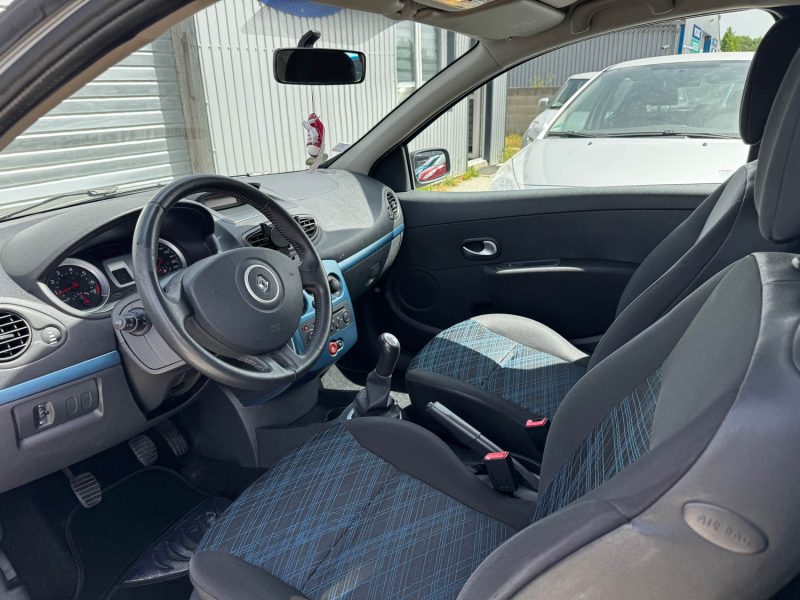 RENAULT CLIO 1.2 75CH  2008