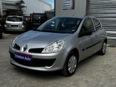 RENAULT CLIO 1.2 75CH  2008