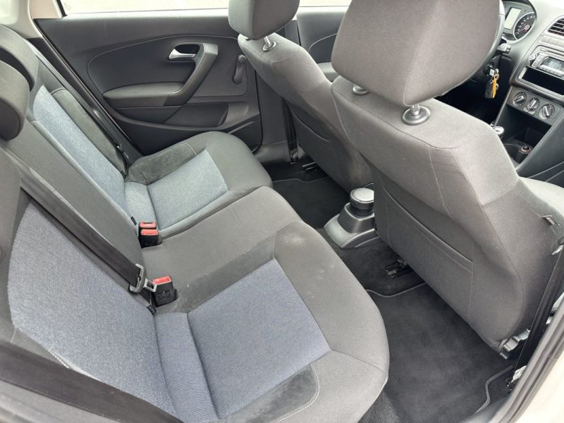 VOLKSWAGEN POLO 1.2 60CV STYLE 2011 TOIT OUVRANT MOTEUR A CHAINE SUIVI & GARANTIE 12 MOIS