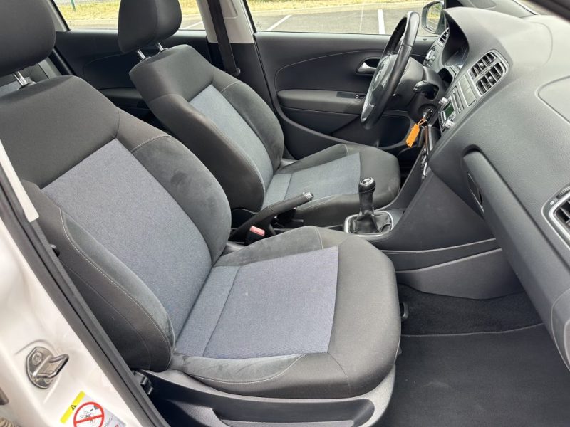 VOLKSWAGEN POLO 1.2 60CV STYLE 2011 TOIT OUVRANT MOTEUR A CHAINE SUIVI & GARANTIE 12 MOIS