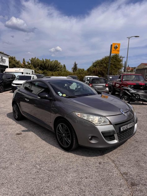 RENAULT MEGANE III 1.9 DCI 130 BOSE 2010
