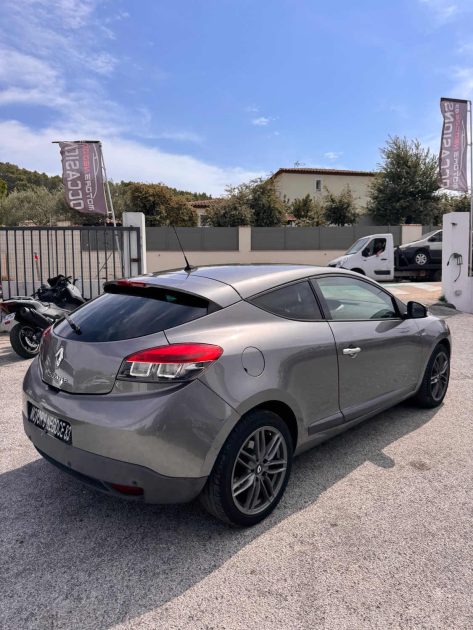 RENAULT MEGANE III 1.9 DCI 130 BOSE 2010
