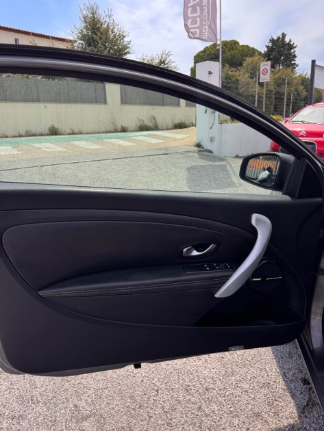 RENAULT MEGANE III 1.9 DCI 130 BOSE 2010