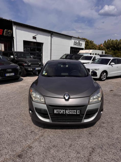 RENAULT MEGANE III 1.9 DCI 130 BOSE 2010