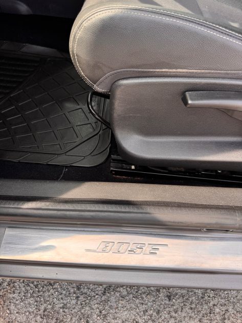 RENAULT MEGANE III 1.9 DCI 130 BOSE 2010