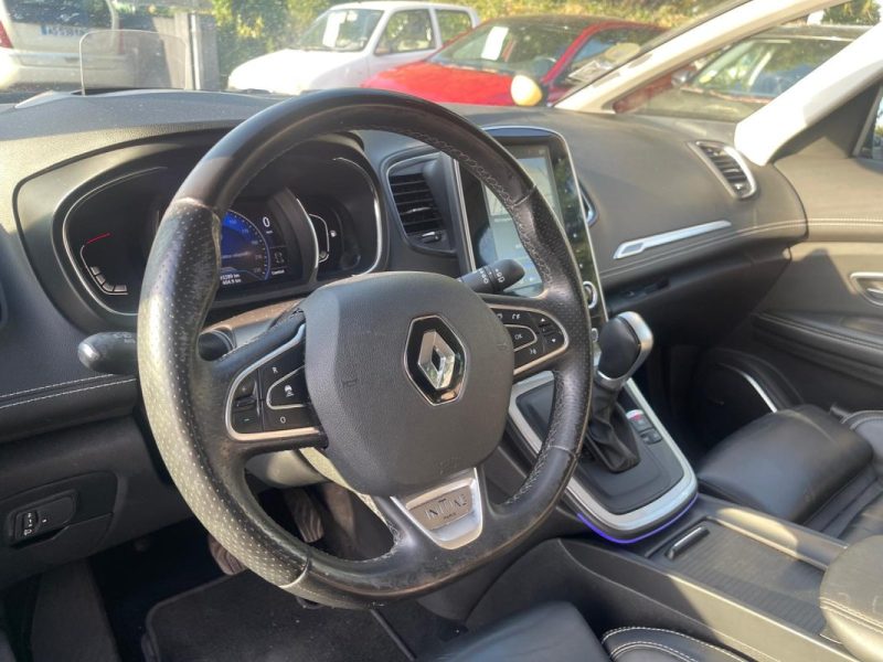 RENAULT GRAND SCENIC IV 1.6 DCI 160 INITIALE PARIS EDC