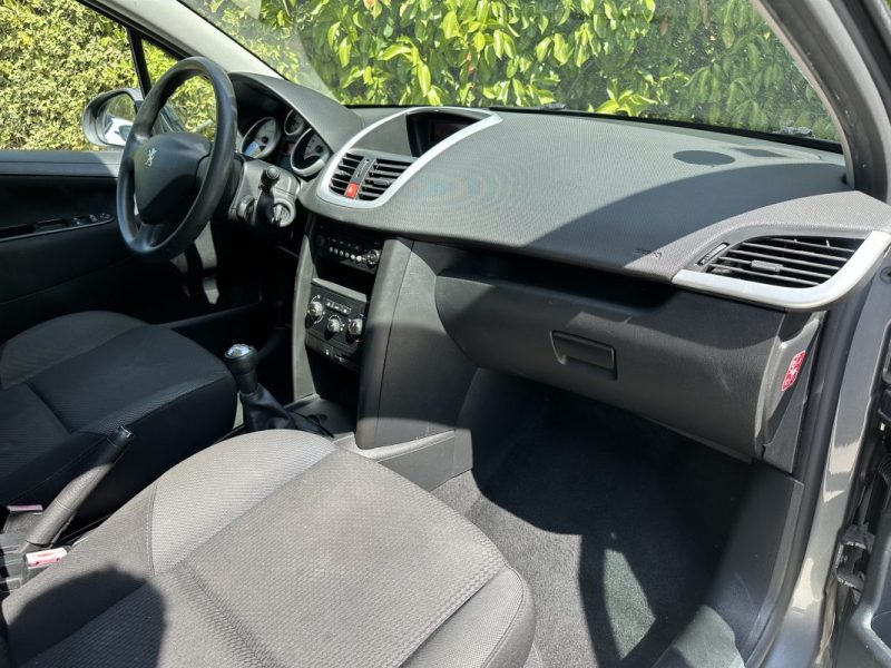 Peugeot 207 1.6L HDI 90ch 99G - Garantie 6 mois