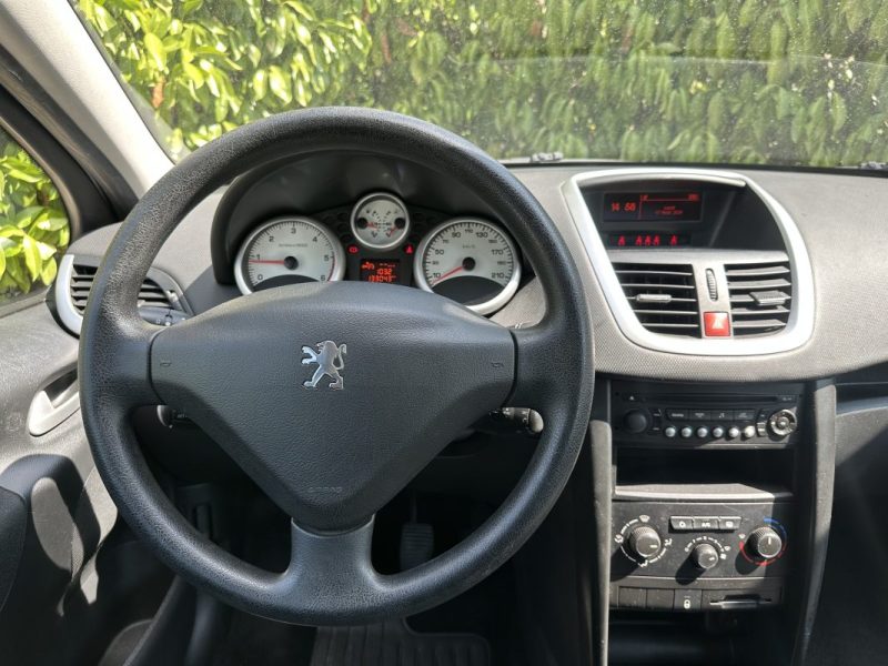 Peugeot 207 1.6L HDI 90ch 99G - Garantie 6 mois