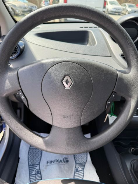 RENAULT TWINGO II  2 PLACES !!!  1.2 16V 75 GENERIQUE SOCIETE 