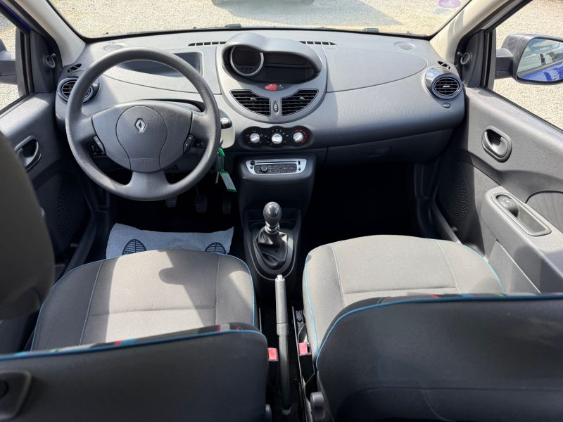 RENAULT TWINGO II  2 PLACES !!!  1.2 16V 75 GENERIQUE SOCIETE 