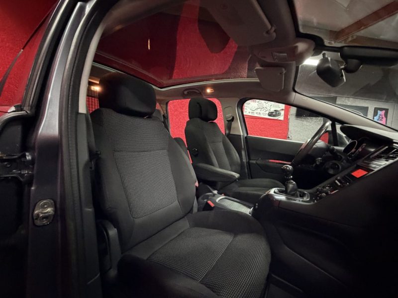 🟢 Peugeot 5008 ECRAN 2.0 HDI 150 CV Gps Bluetooth Toit panoramique Régulateur 