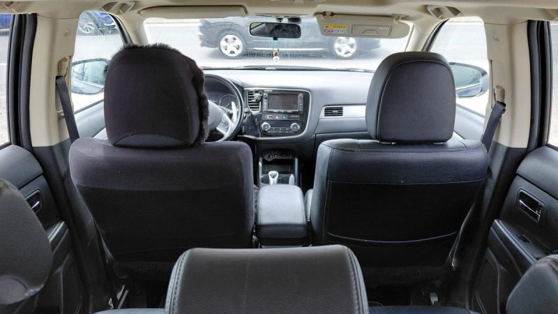 MITSUBISHI OUTLANDER PHEV 4WD 2014