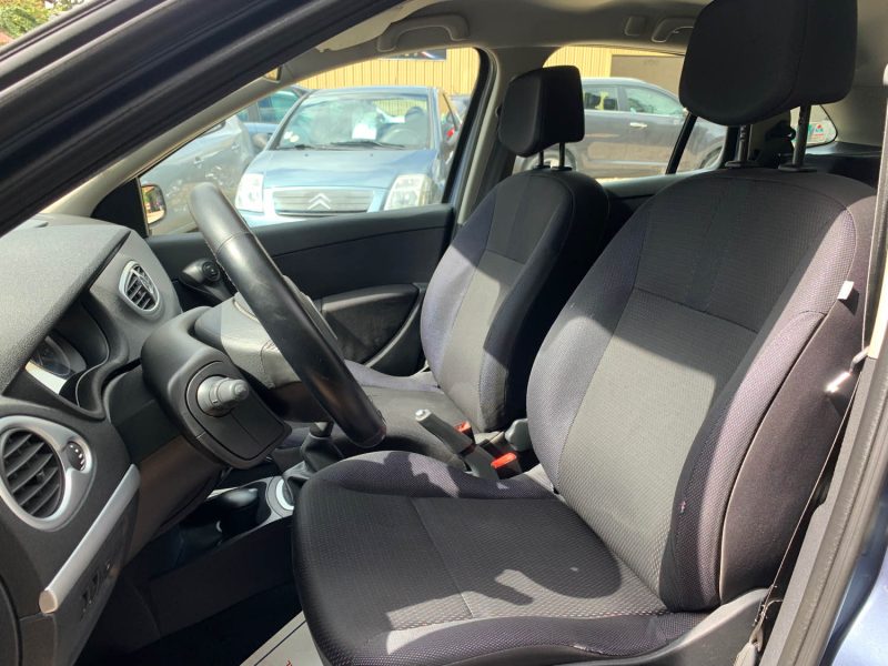 RENAULT CLIO 1.2I - 16V TURBO 2008