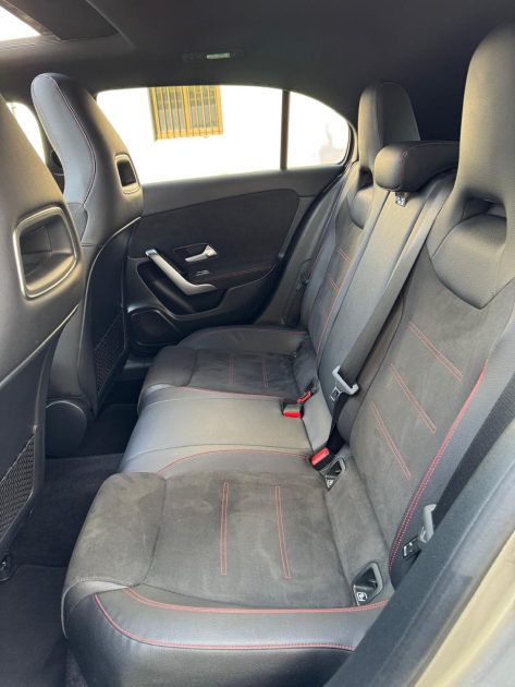 MERCEDES-BENZ CLASSE A  180 D 116 CV AMG LINE / TOIT OUVRANT GARANTIE 12 MOIS  