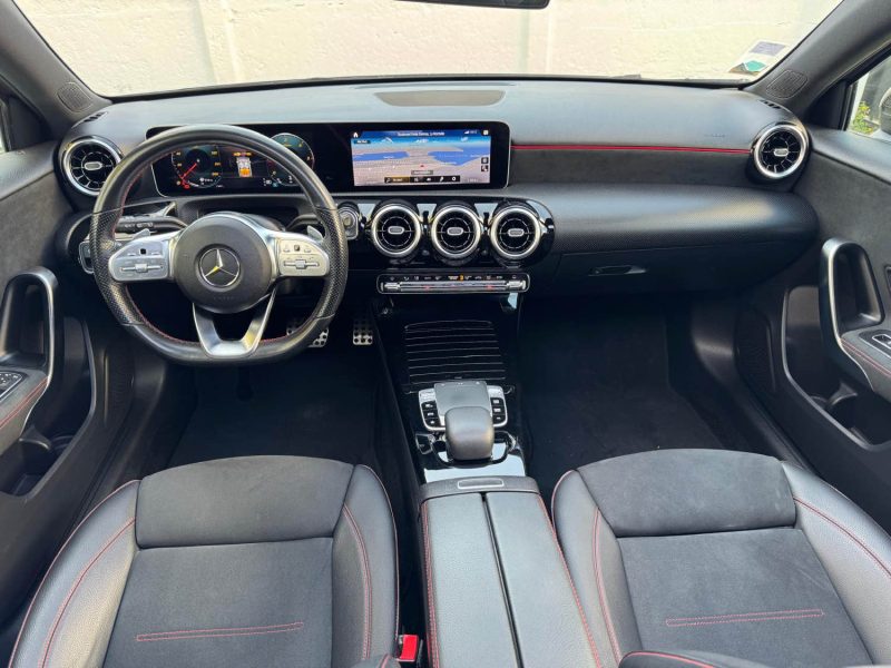 MERCEDES-BENZ CLASSE A  180 D 116 CV AMG LINE / TOIT OUVRANT GARANTIE 12 MOIS  