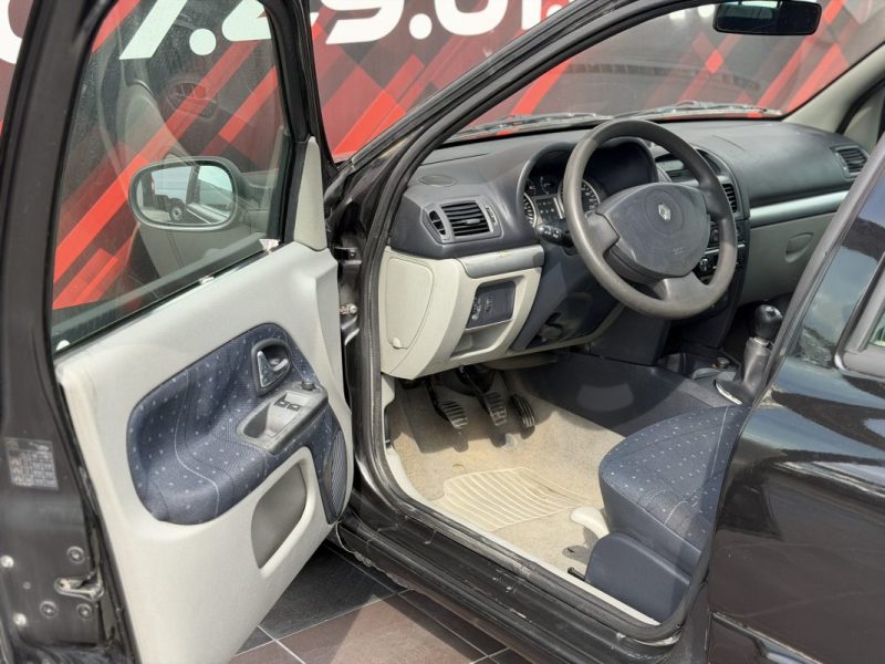 RENAULT CLIO EXPRESSION 1.5 DCI 80 2003