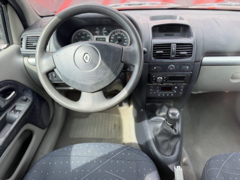 RENAULT CLIO EXPRESSION 1.5 DCI 80 2003