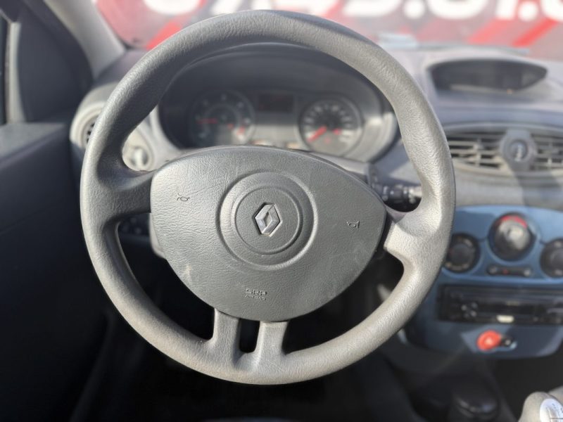 RENAULT CLIO III AUTHENTIQUE 1.5DCI 70 2008