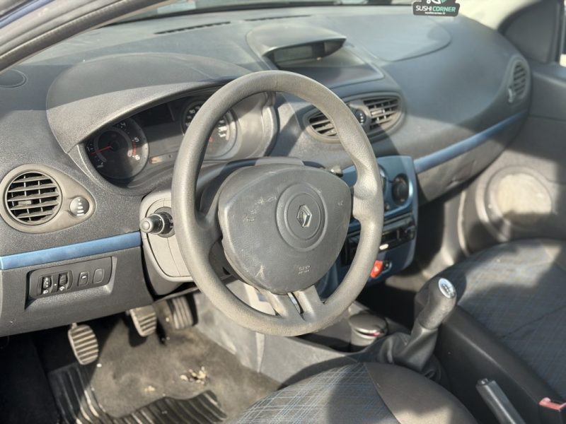 RENAULT CLIO III AUTHENTIQUE 1.5DCI 70 2008