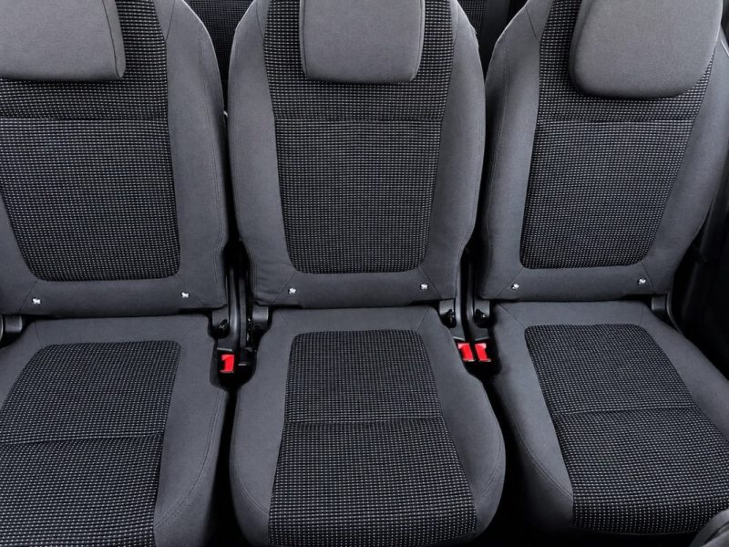 PEUGEOT 5008 1.6 HDi 120CV EAT6 PACK ALLURE