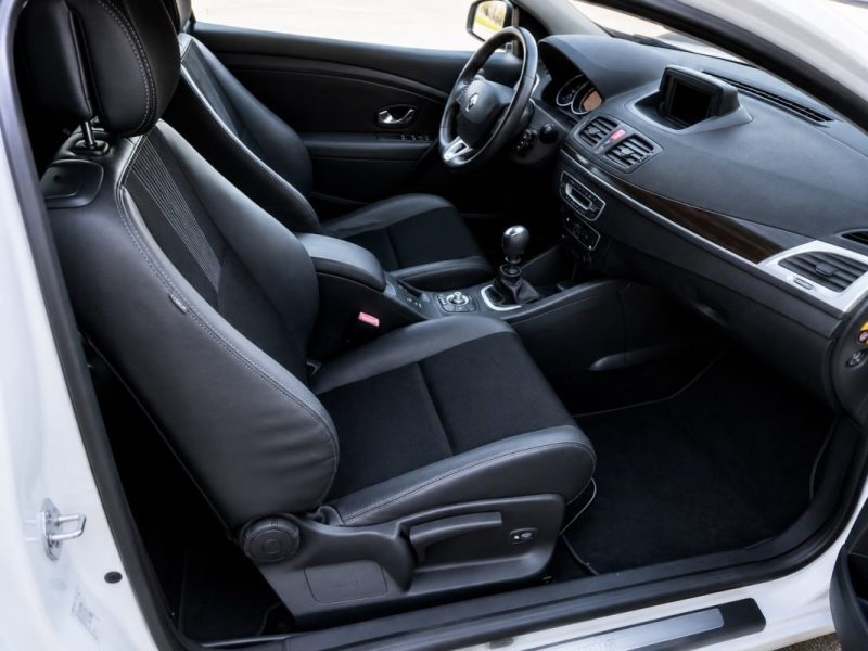 RENAULT MEGANE 1.4 TCe  NIGHT & DAY 130CV
