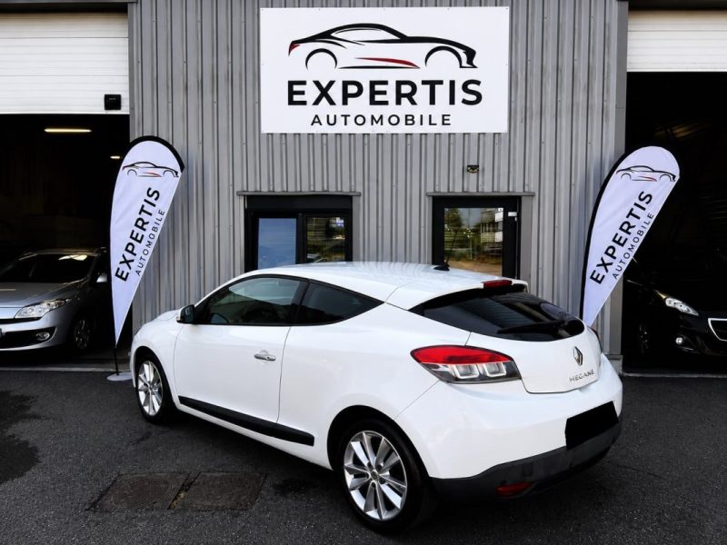 RENAULT MEGANE 1.4 TCe  NIGHT & DAY 130CV