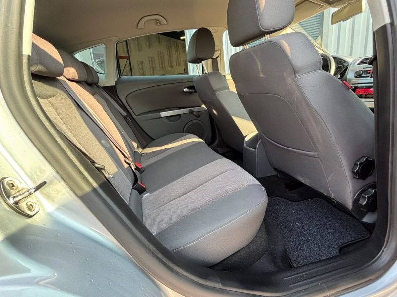 SEAT LEON 1.9 TDi 105CV PACK STYLANCE STYLE  ( PREMIERE MAIN ) 