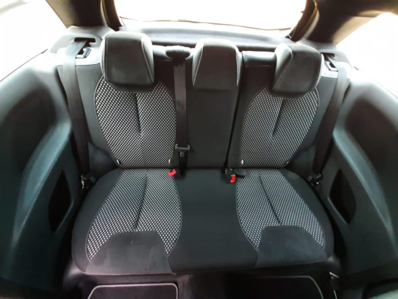 CITROEN DS3 1.6 HDi 110CV SPORTCHIC ( PREMIERE MAIN )