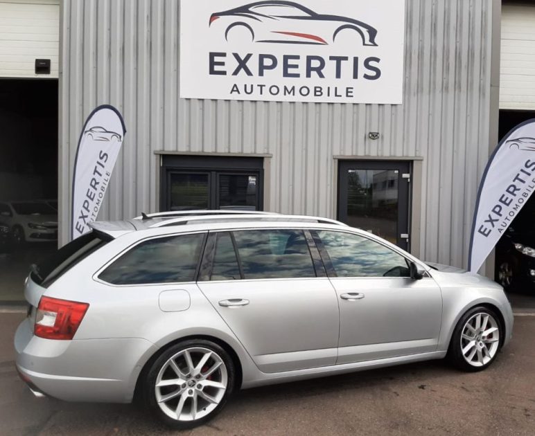 SKODA OCTAVIA 2.0 TSi RS 230CV DSG ( PREMIERE MAIN ) 