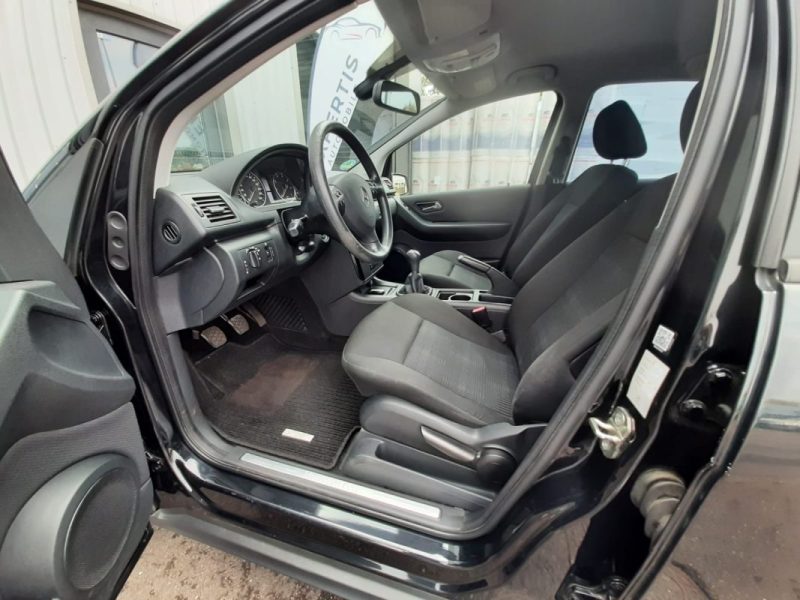 MERCEDES-BENZ CLASSE A 160 PACK CLASSIC 95CV