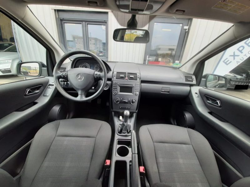 MERCEDES-BENZ CLASSE A 160 PACK CLASSIC 95CV