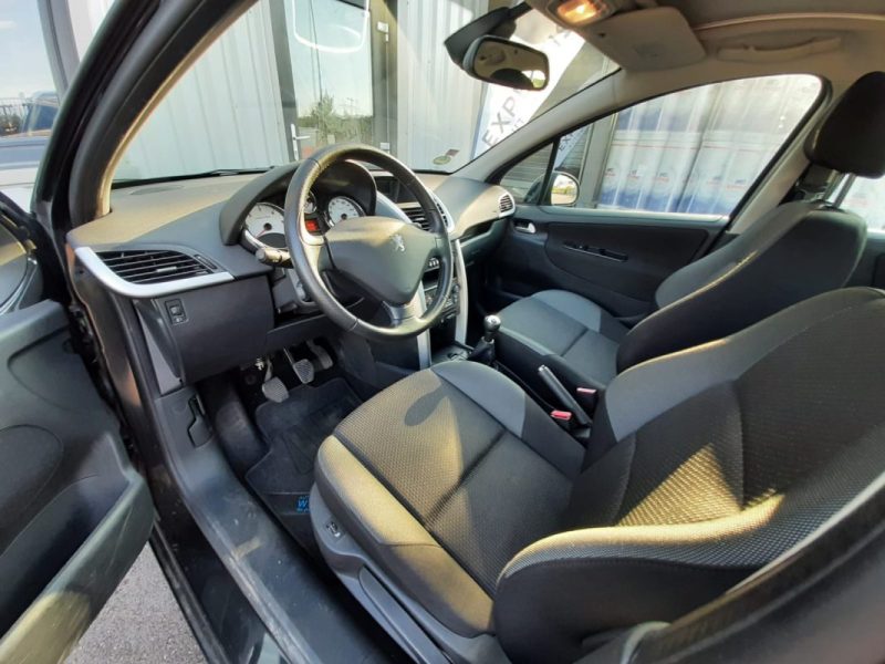 PEUGEOT 207 1.6 HDi 92CV PACK FOREVER 2012 ( PREMIERE MAIN ) 