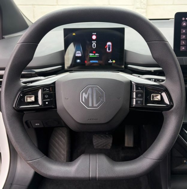 MG MG4 170ch Standard 51kWh 2WD (Entretien MG | TVA Récuperable 
