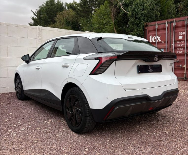 MG MG4 170ch Standard 51kWh 2WD (Entretien MG | TVA Récuperable 