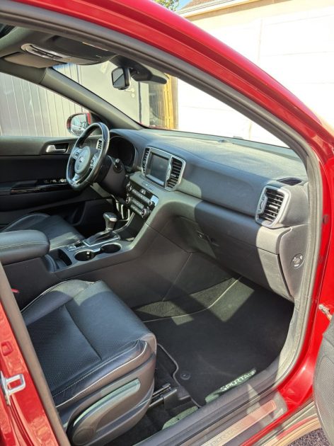 Kia Sportage 1.7 Crdi 141 GT LINE DCT 4X2 (Entretien complet | Toit Ouvrant