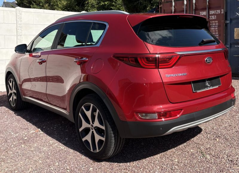 Kia Sportage 1.7 Crdi 141 GT LINE DCT 4X2 (Entretien complet | Toit Ouvrant