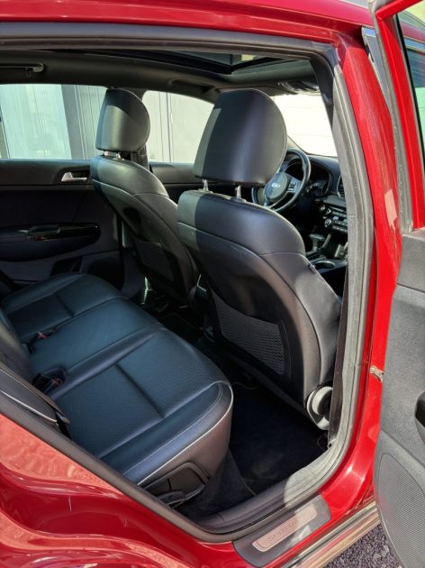 Kia Sportage 1.7 Crdi 141 GT LINE DCT 4X2 (Entretien complet | Toit Ouvrant